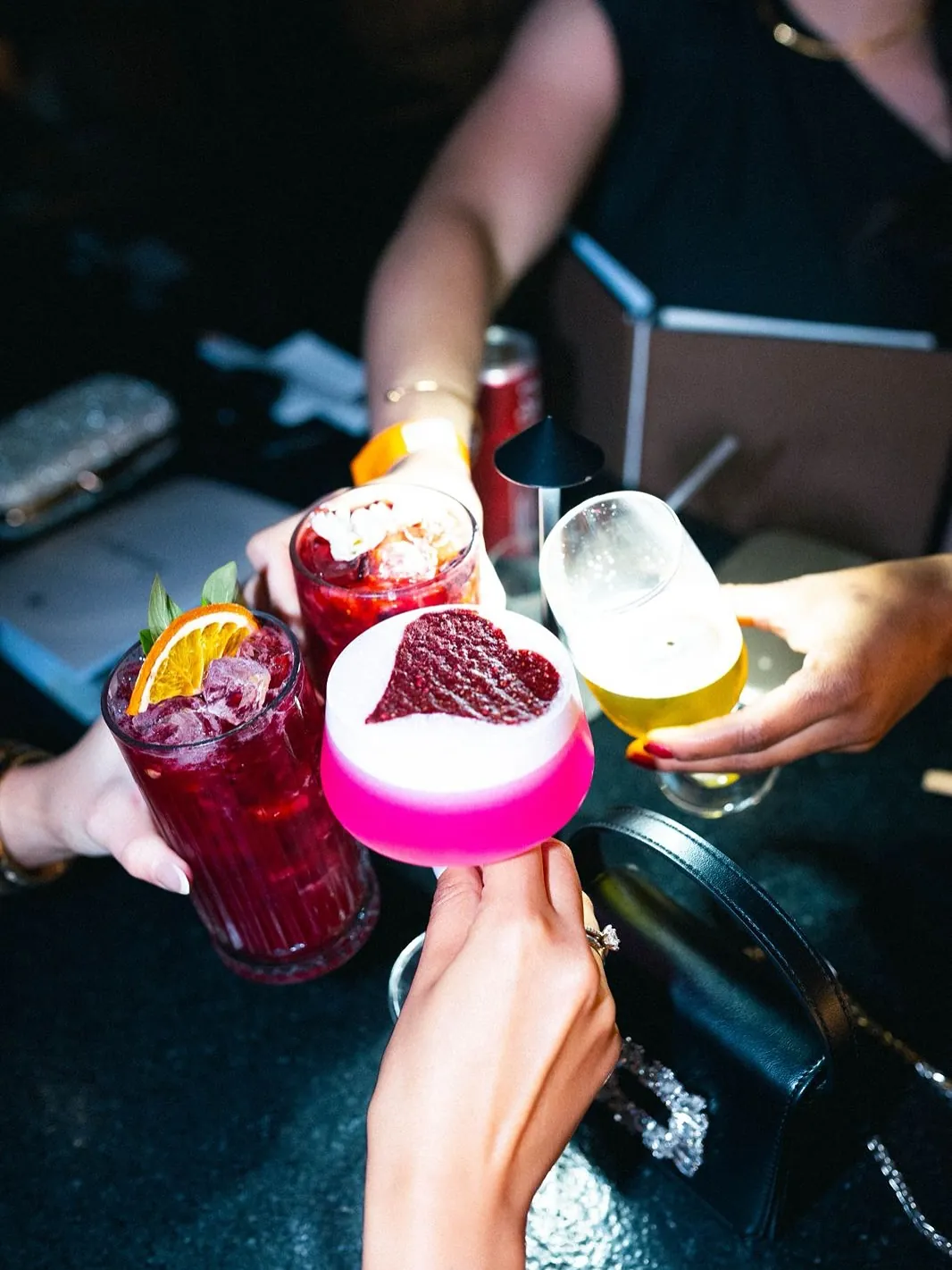 Brinde com drinks autorais